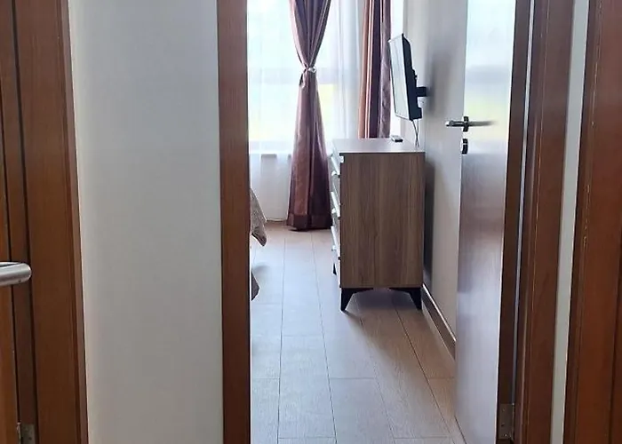 Royal Dreams - 2 * Slăntjev Brjag